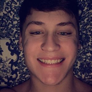 Meet your Posher, Ethan